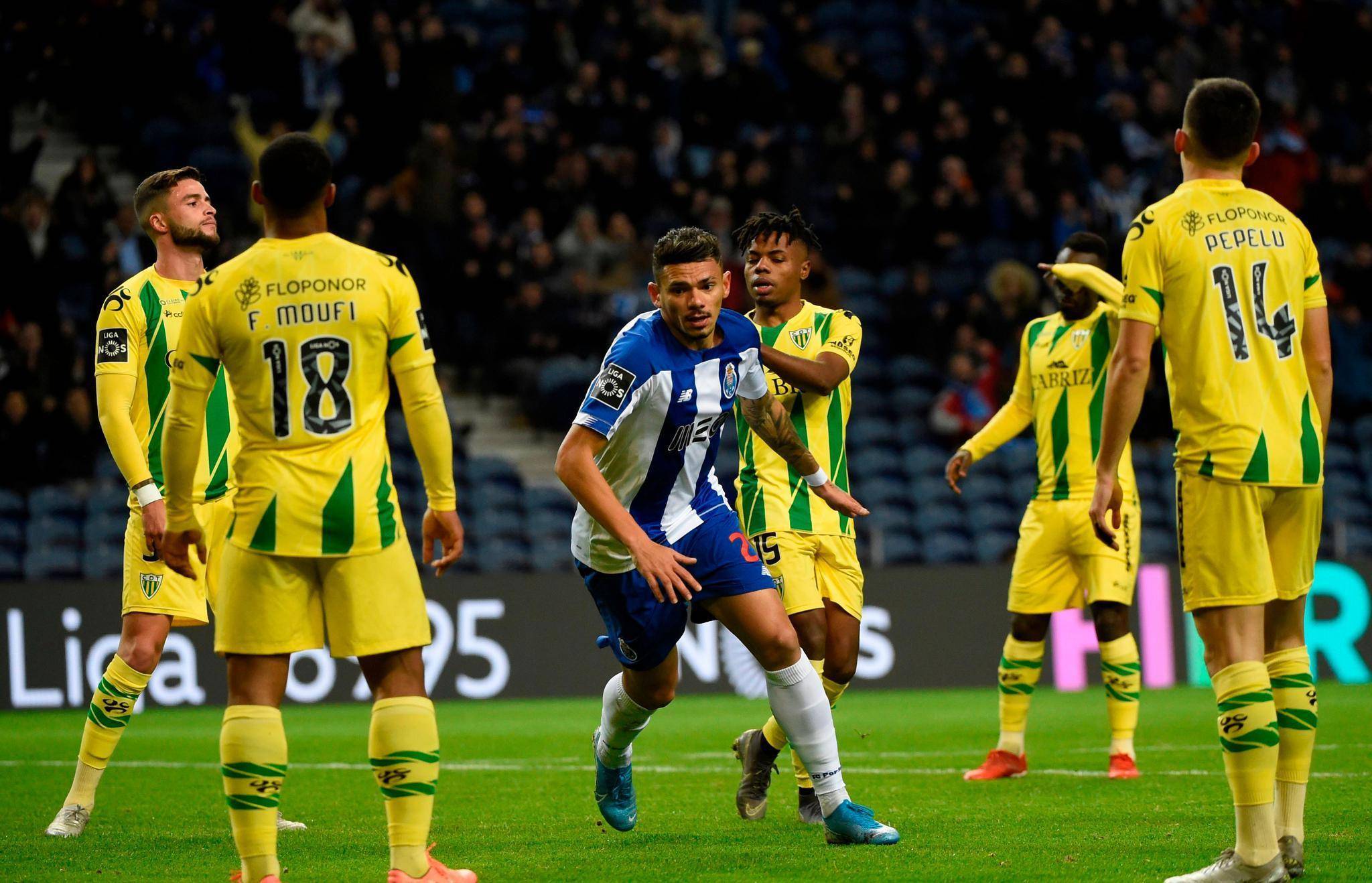  足球合理冲撞的四要素 -开云平台