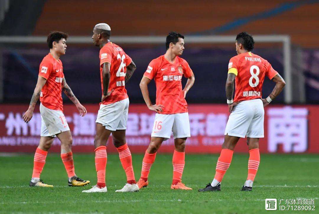 转会期武汉三镇调整名单以备亚冠；单刀错失环节打磨；压力陡增；控场能力受关注的简单介绍