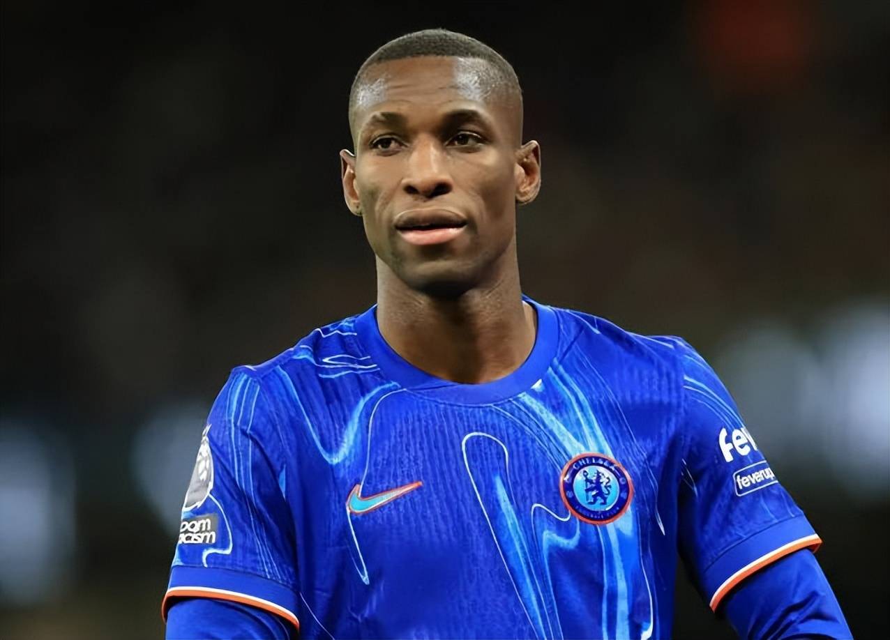 布莱顿训练开放日；赛后状态回暖引欢呼；法甲在即；球探报告显示潜力的简单介绍-开云官网