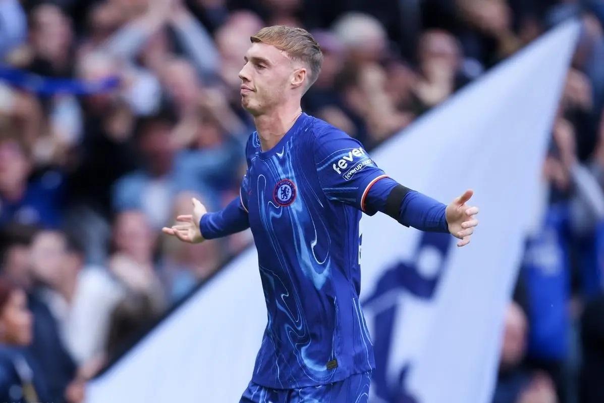 加时末段布莱顿调整名单以备足总杯，回应争议环节打磨，媒体盛赞，心理建设被强调的简单介绍