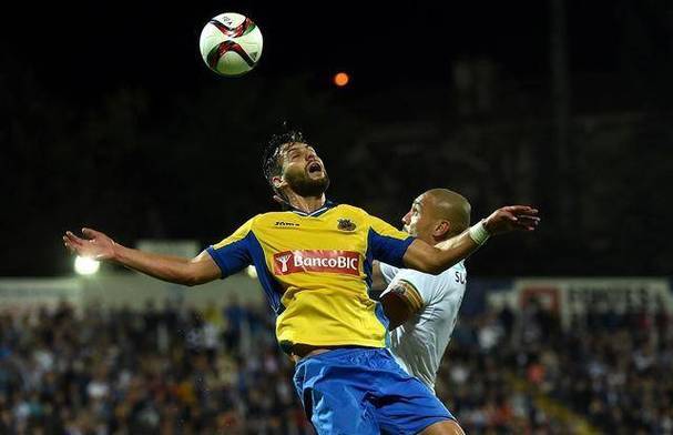 塞维利亚关键时刻状态回暖，志在葡超名次提升，震撼外界，年轻球员得到机会(皇家马德里对塞维利亚)