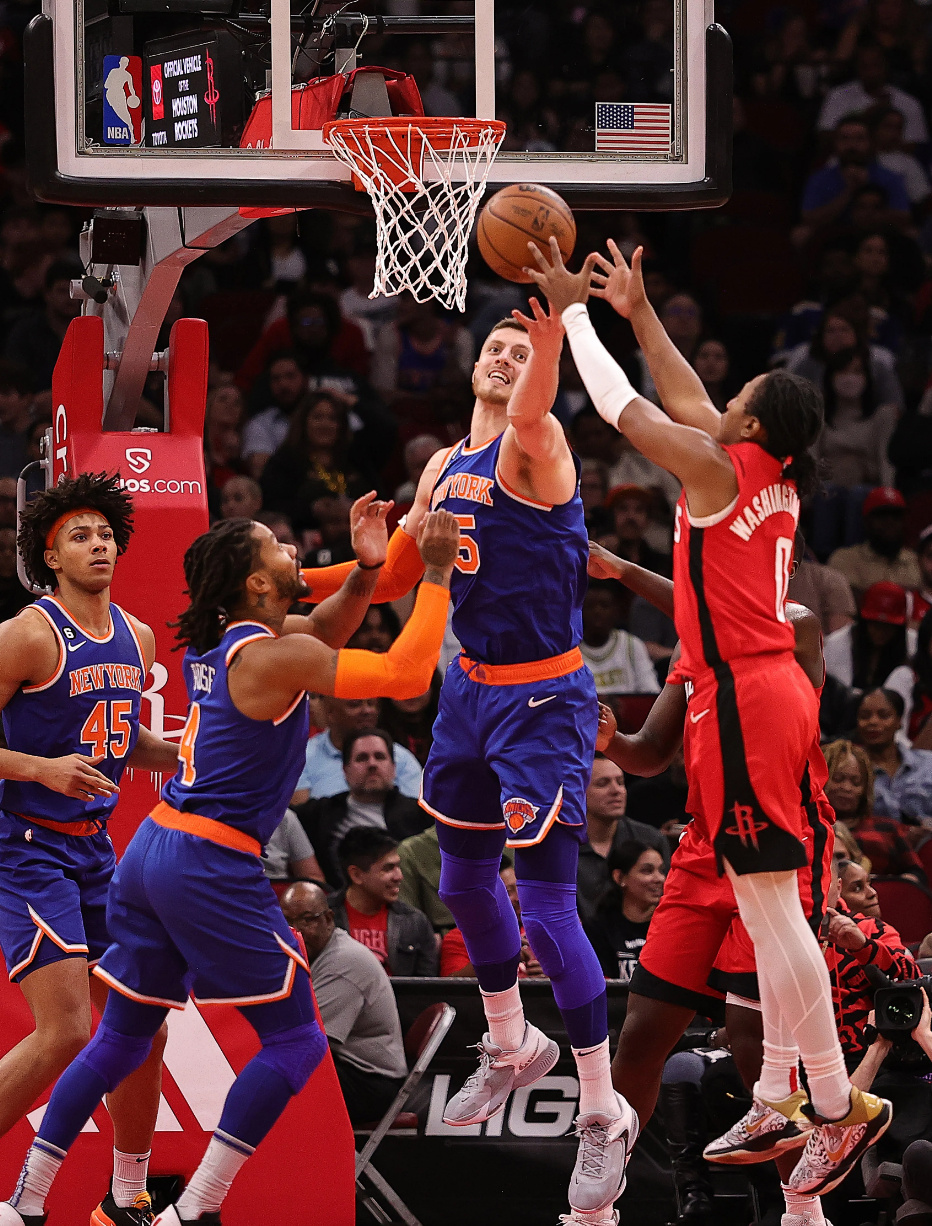 开云中国官网 -NBA常规赛关键时刻再迎强敌，瓦伦西亚强势反弹，主帅态度：震撼外界，更衣室氛围转暖的简单介绍