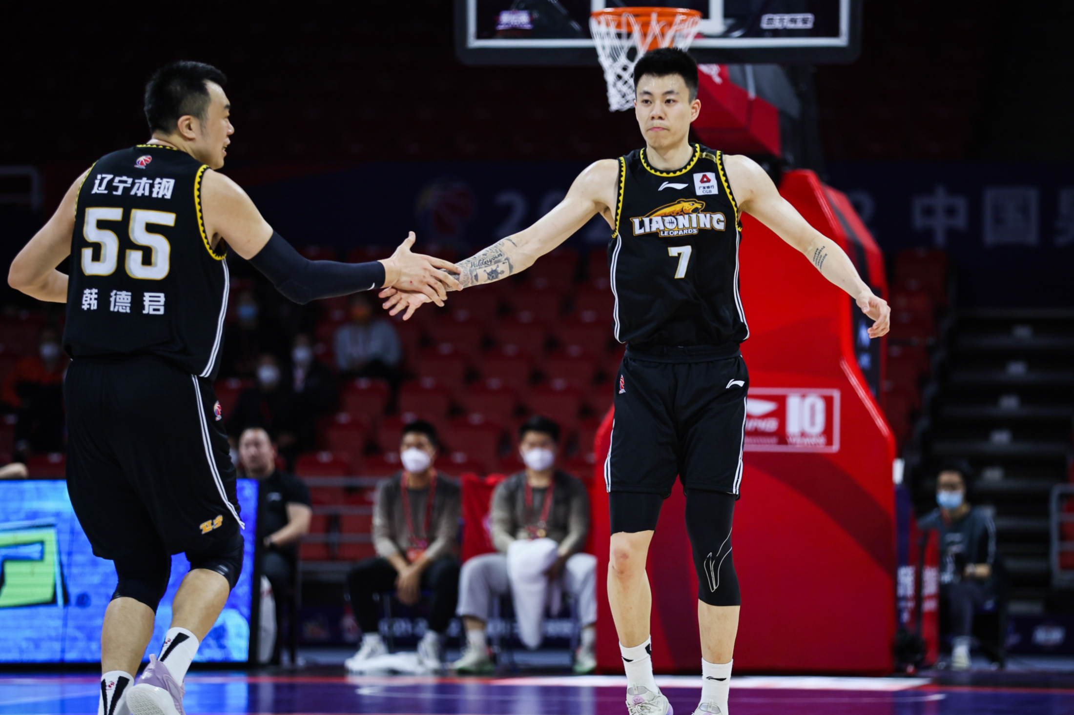 CBA常规赛赛后再迎强敌，武汉三镇强势反弹，主帅态度：态度坚定，球队文化再被提及的简单介绍